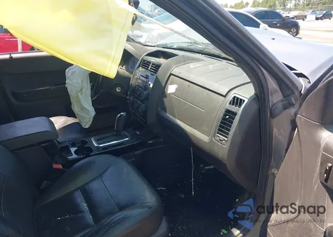 2008 Ford Escape Limited z USA, uszkodzony, nr VIN 1FMCU94148KA20580